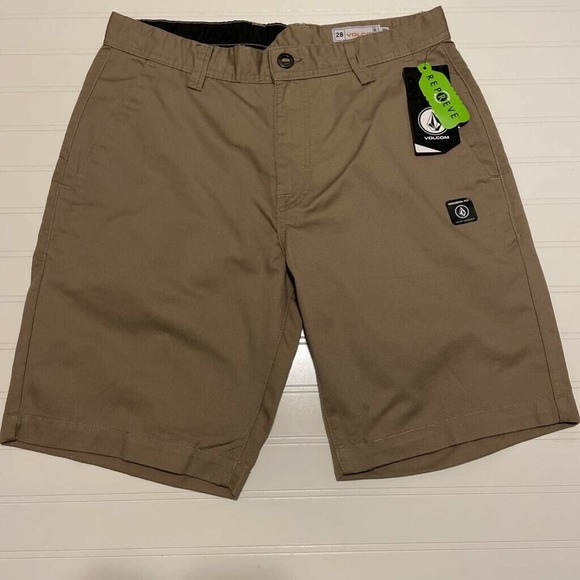 Volcom Other - Volcom Stacker Chino Shorts Beige Repreve Sz 28